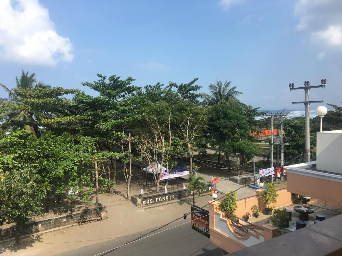 Hotel Parahyangan Pangandaran Extérieur photo